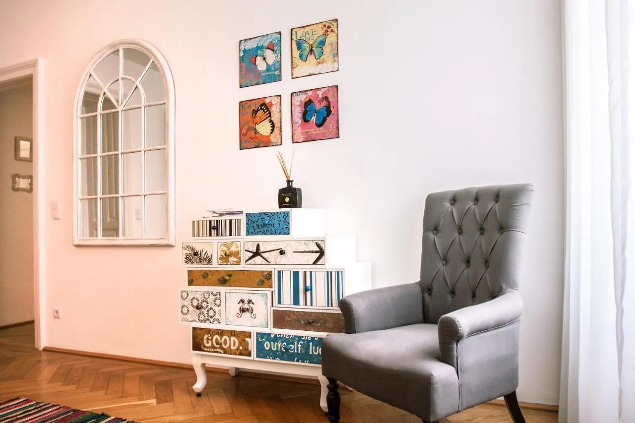 Riess Apartments Rotenhofgasse | Contactless Check-In Viena