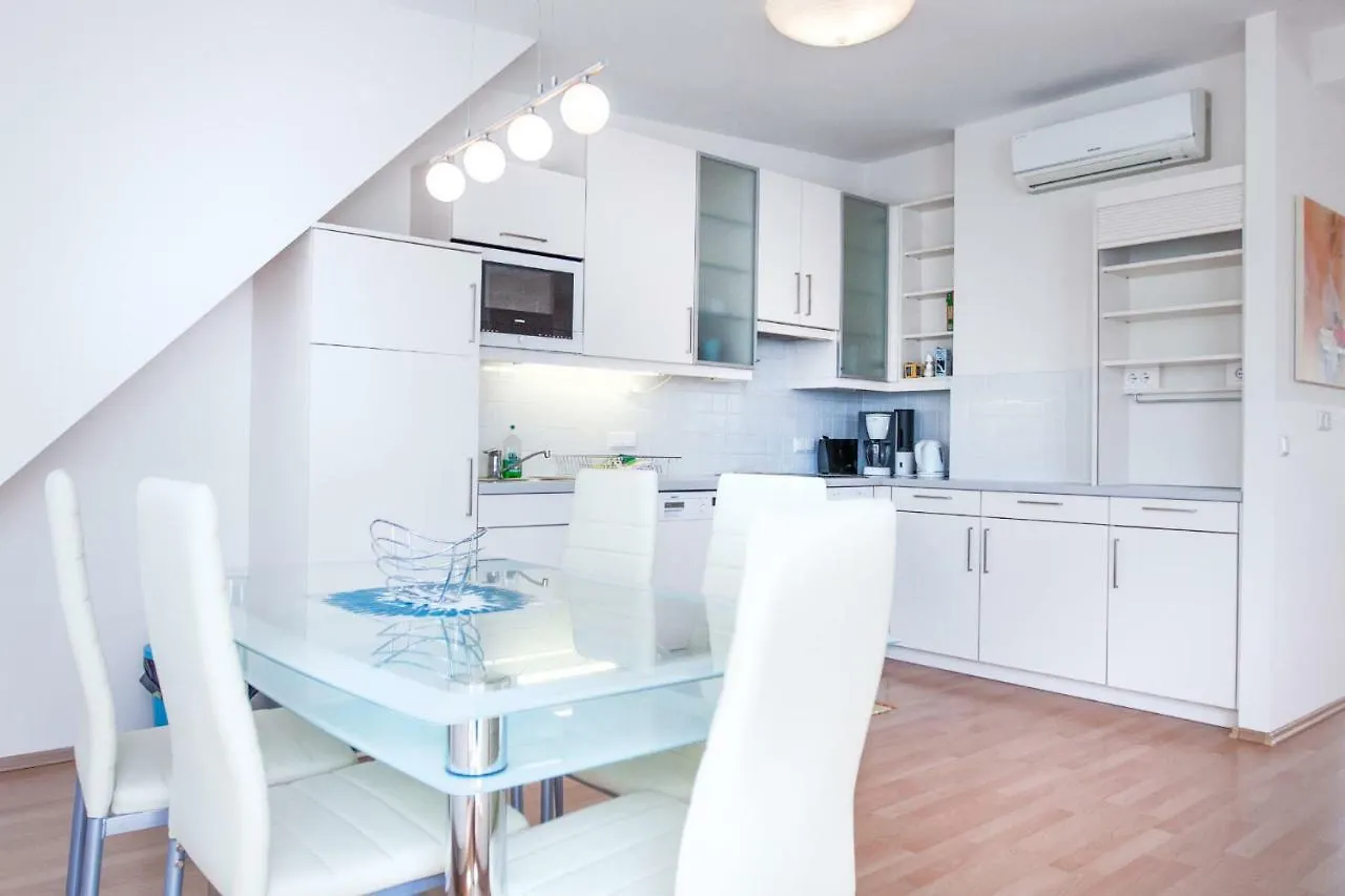Riess Apartments Rotenhofgasse | Contactless Check-In Viena